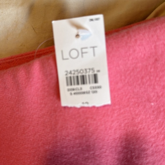 LOFT Pink pencil skirt size 12 NWT - Picture 2 of 6